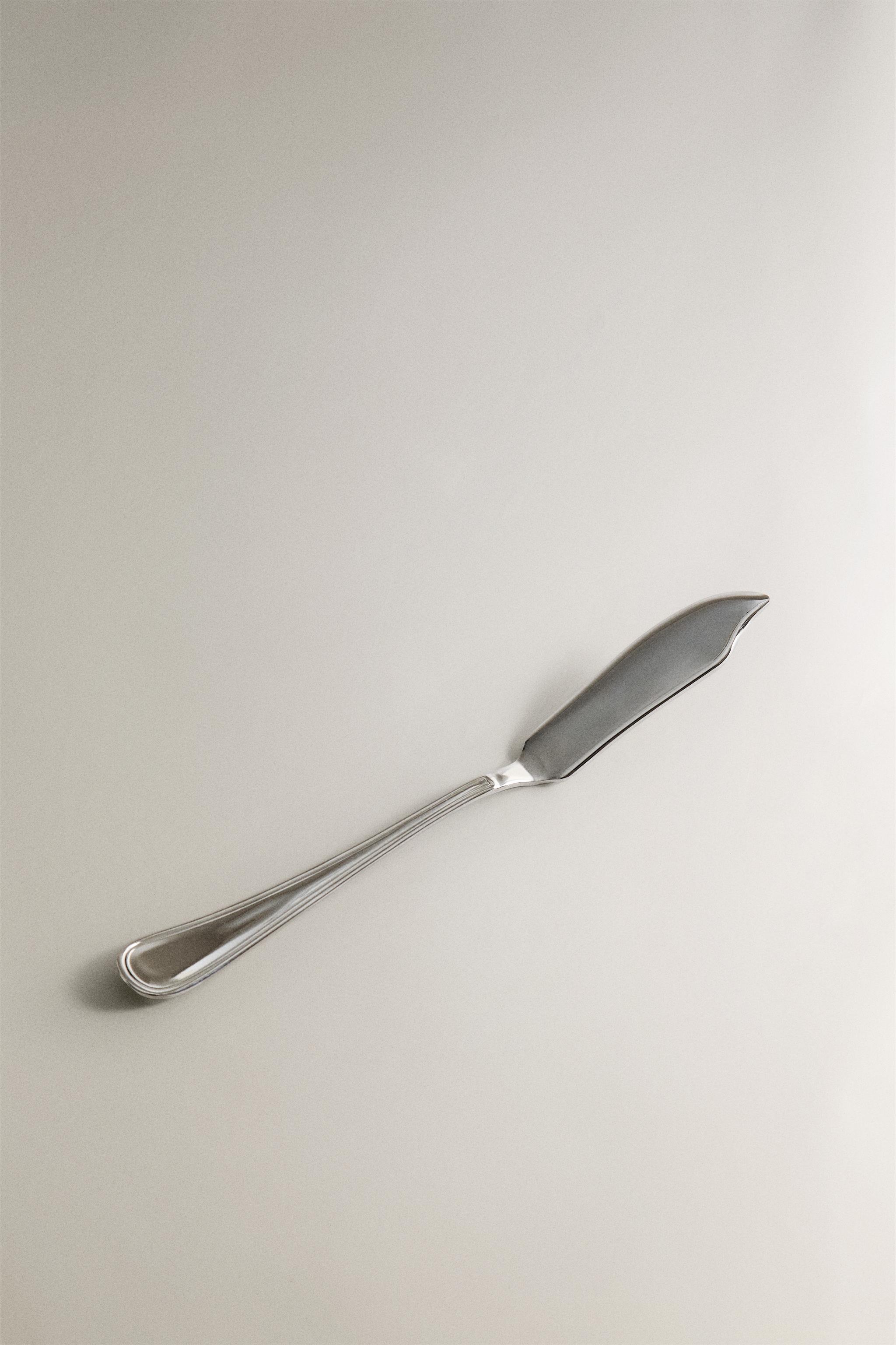 SHINY STEEL FISH KNIFE